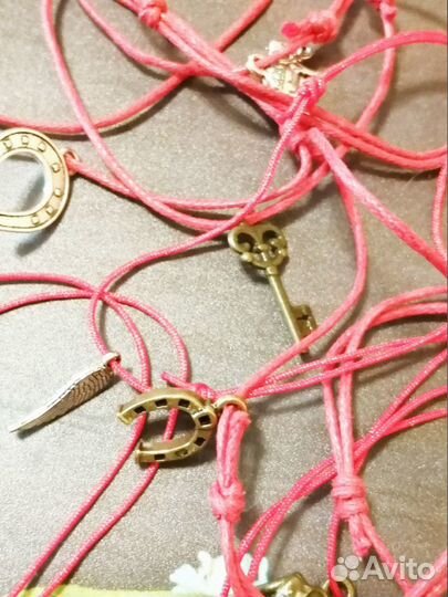 Кулоны и подвески