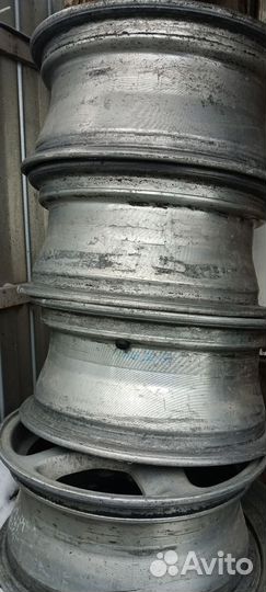 Продам литые диски на 14