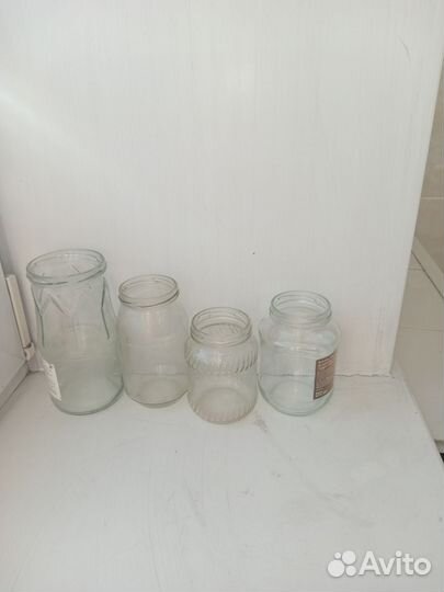 Банки стеклянные . Цена за все
