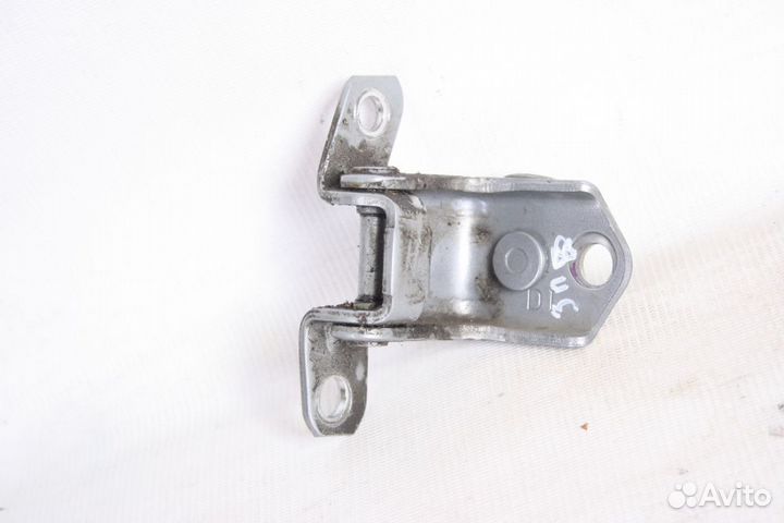 Петля двери Mazda CX7