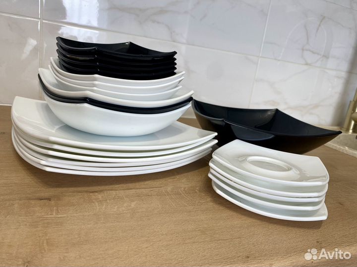 Набор тарелок