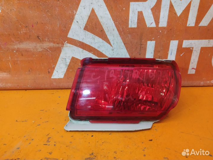 Фонарь противотуманный задний левый Toyota Land