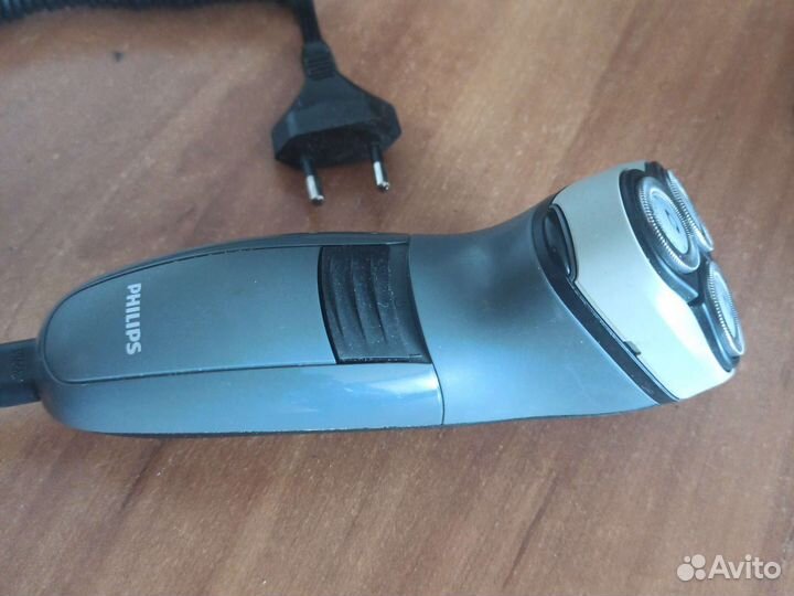 Бритва электрическая philips