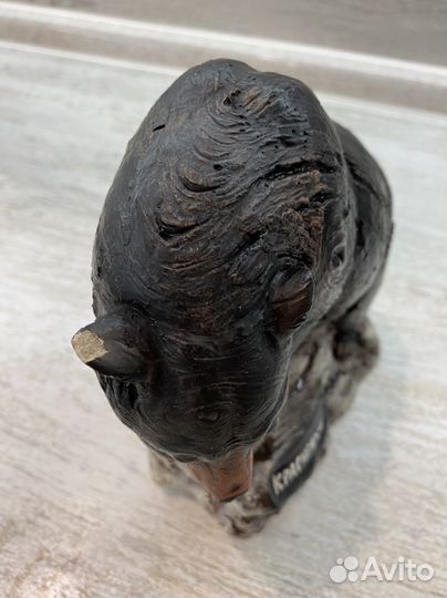 Статуэтка медведь