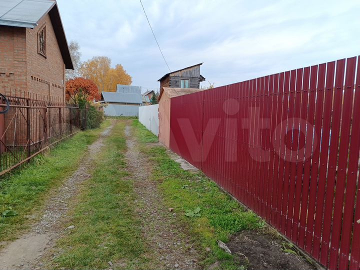 Дом 48 м² на участке 7 сот.