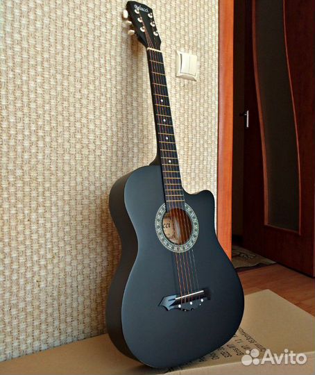 Гитара новая