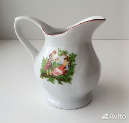 Сливочник Фарфор СССР Без клейма Свидание