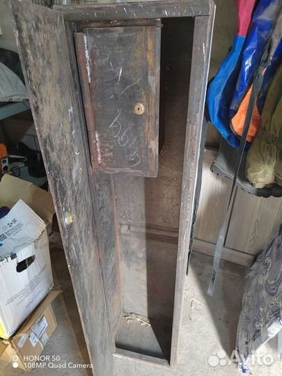 Оружейный сейф