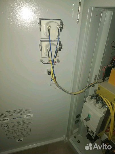 Стабилизатор напряжения