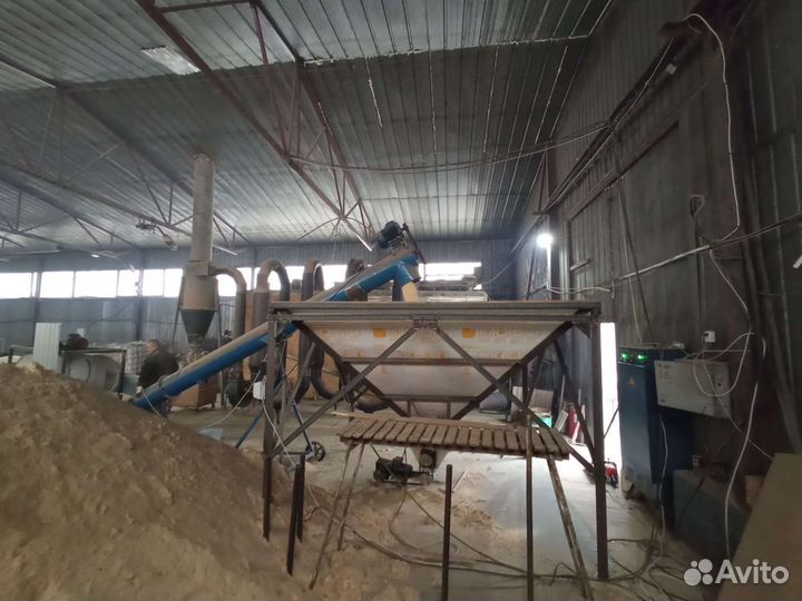 Линия прессованного бруса, шашки, бобышки. Пресс