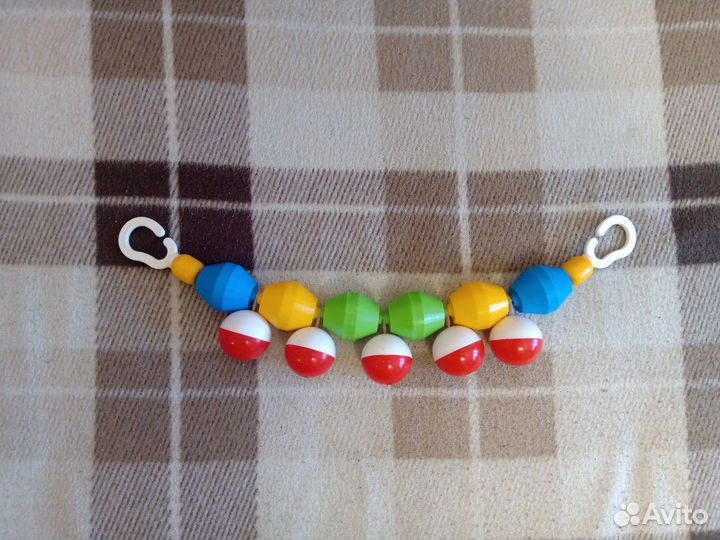 Подвеска-погремушка на коляску