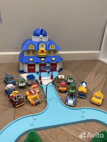 Робокар поли база и машинки