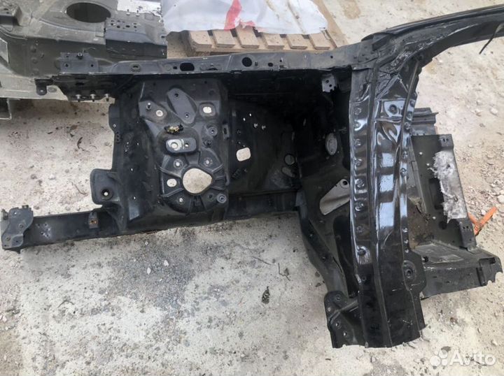 Четверть передняя правая Range Rover L405 13-20