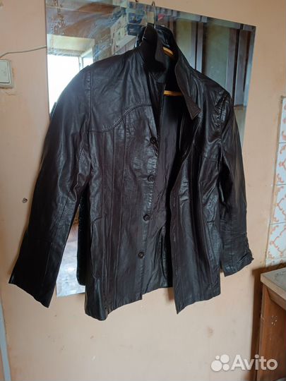 Куртки женские ветровки, джинсовка