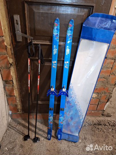 Беговые лыжи