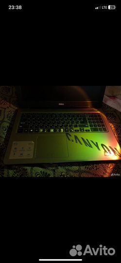 Ноутбук dell inspiron