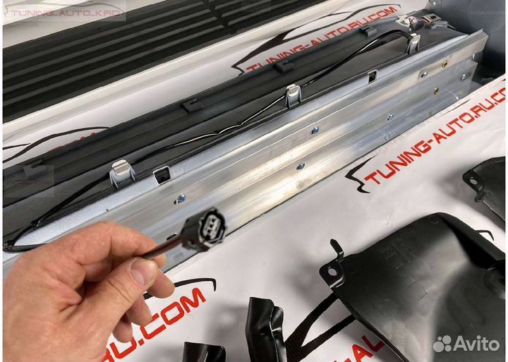 Подножки Toyota Land Cruiser 300