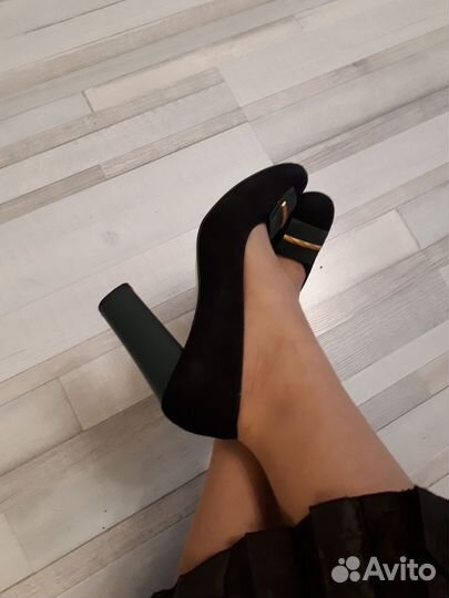 Туфли вечерние 38,5,замшевые