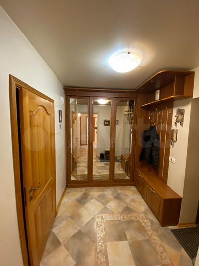 2-к. квартира, 64,5 м², 5/10 эт.