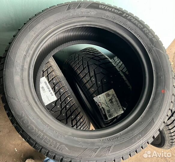 Hankook Winter I'Pike RS2 W429 205/55 R16