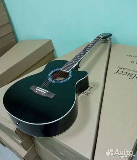 Гитара акустическая