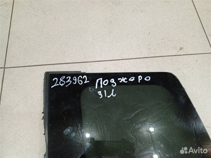 Стекло кузовное глухое левое Mitsubishi Pajero iO