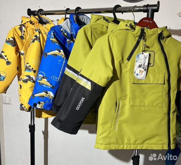 Новые куртки на весну 98,110,116, и 122 (+6 )