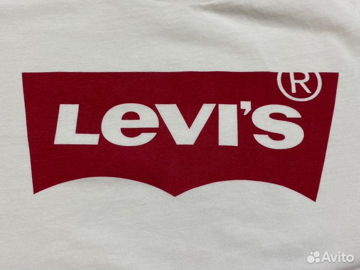 Женская футболка Levis оригинал S-M