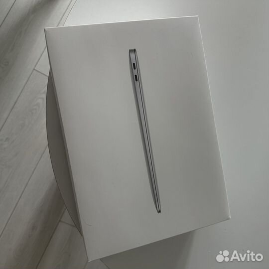 Apple MacBook Air 13-inch 2020
