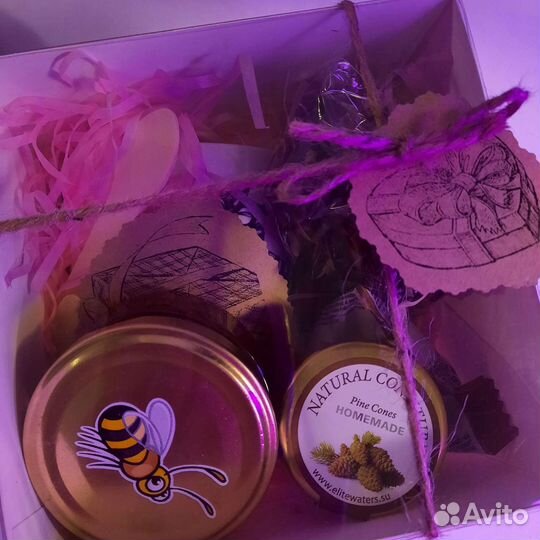 Подарочный бокс