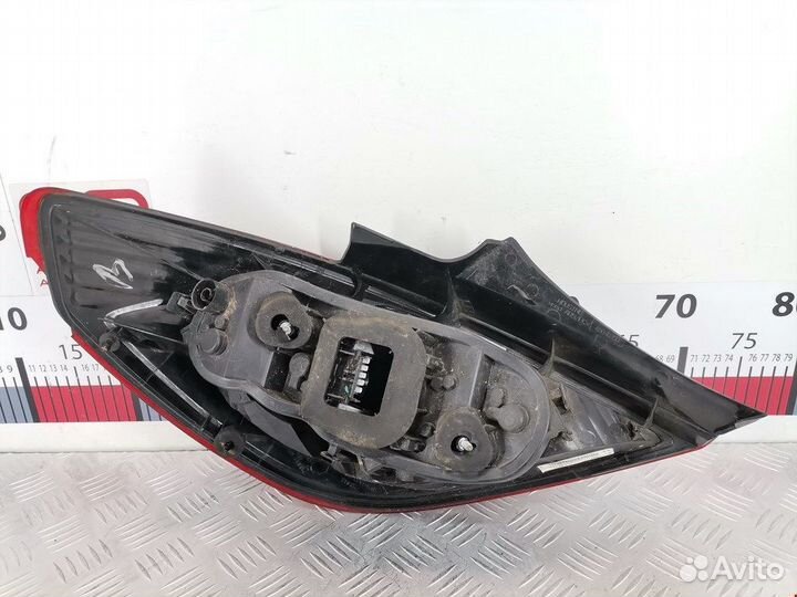 Фонарь задний для Opel Corsa D 93189400