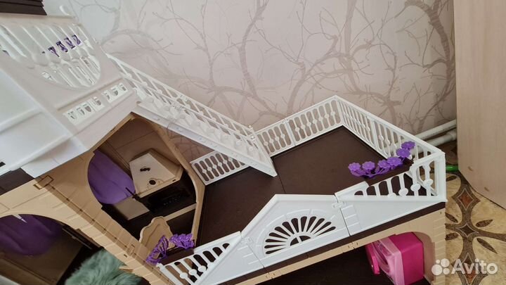 Кукольный домик