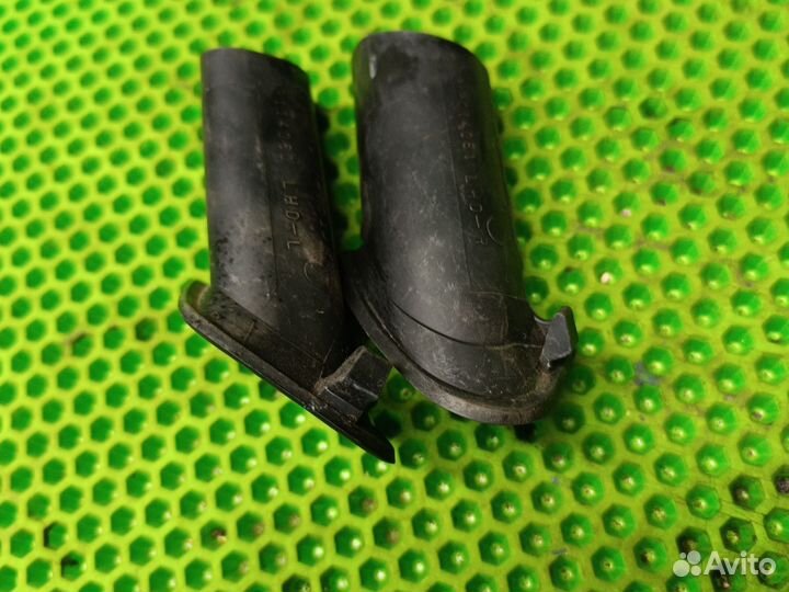 Воздуховод верхний Mitsubishi carisma