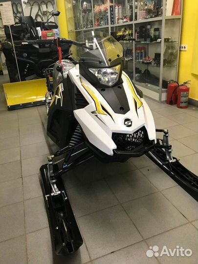 Снегоход Stels Капитан S150 (белый)