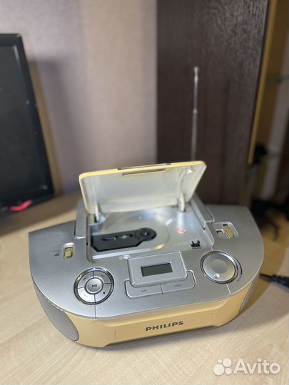 Магнитофон philips