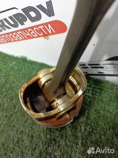 Поршень Toyota Vitz NSP130 1nrfe