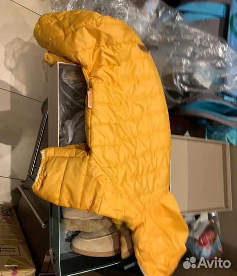 Комбинезон (как новый) для средней собаки зима