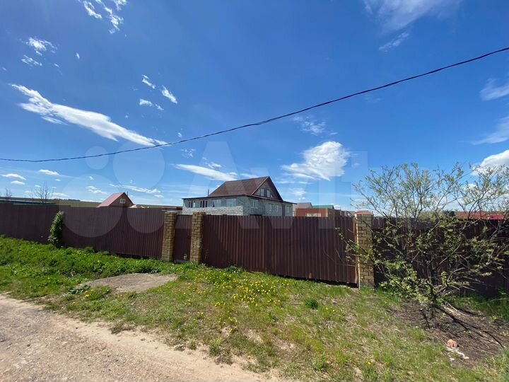 Дом 197,3 м² на участке 17,3 сот.