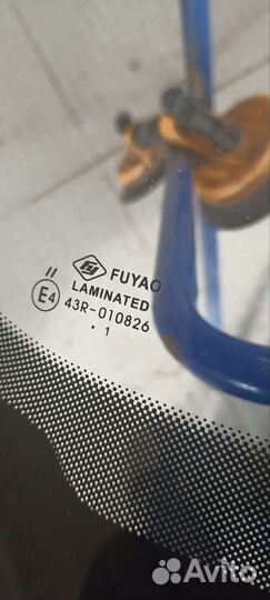 Б/у лобовое стекло audi A8 D4