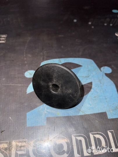 Крепление запасного колеса Opel Astra H