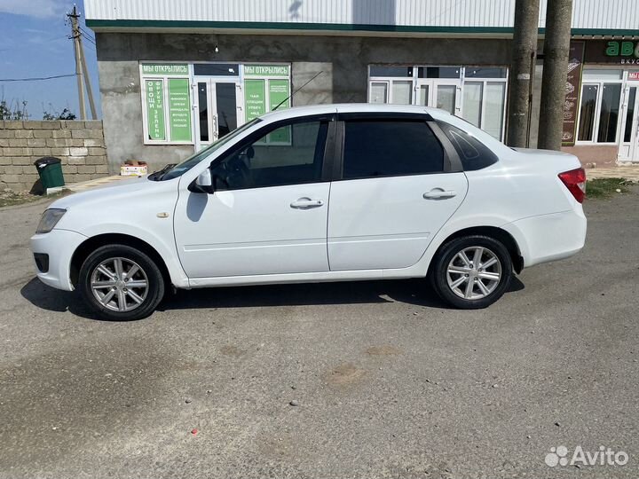 LADA Granta 1.6 МТ, 2014, 180 000 км