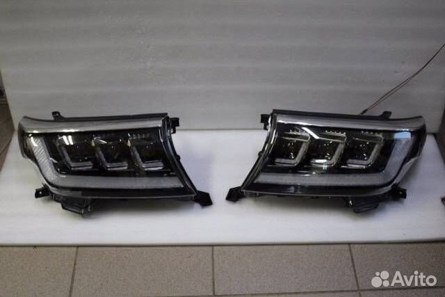 Тюнинг фары Ленд Крузер 200 07-14 стиль 300