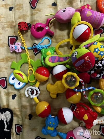 Погремушки брендовые пакетом