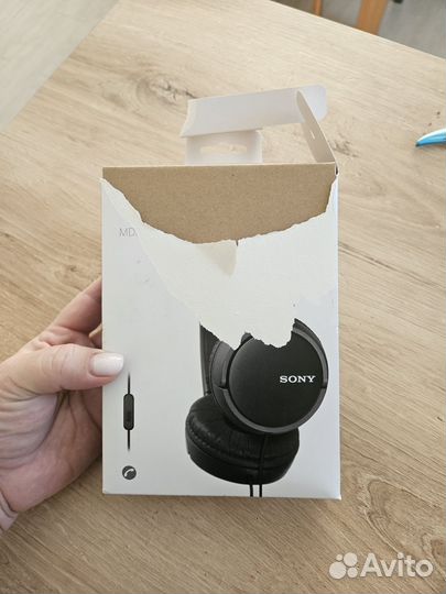 Наушники Sony MDR-ZX110AP