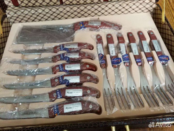 Набор ножей