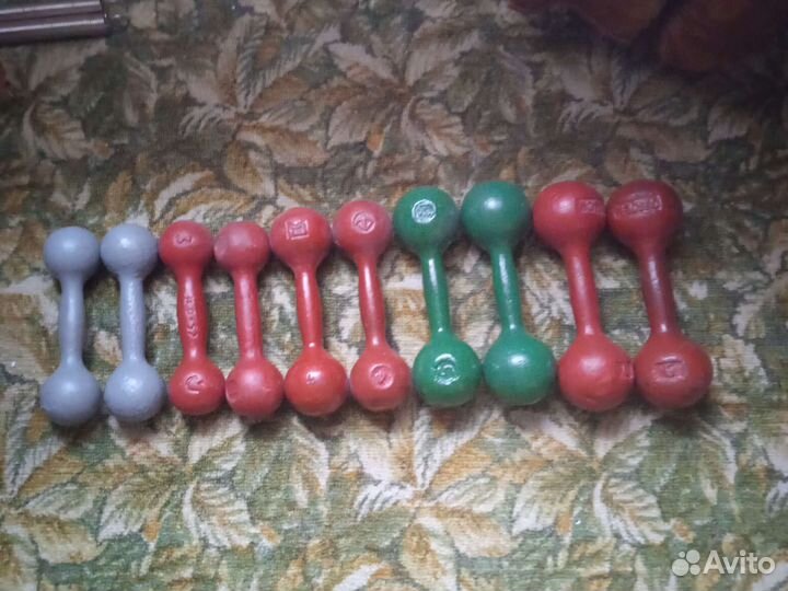 Гантели литые