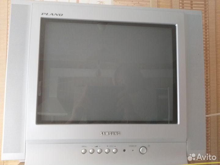 Телевизор samsung