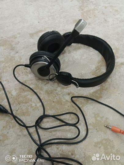 Наушники