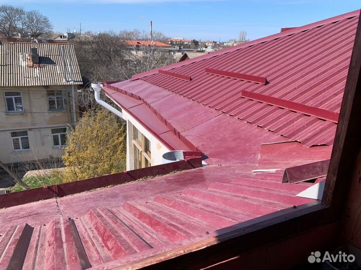 Настенный желоб