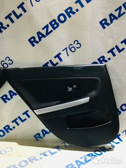 Обивка задней двери KIA ceed JD рест. 1.6 ат униве